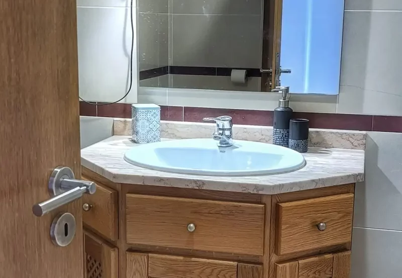 bathroom_entrance