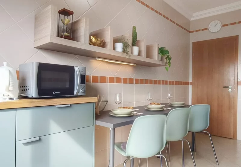 kitchen_table